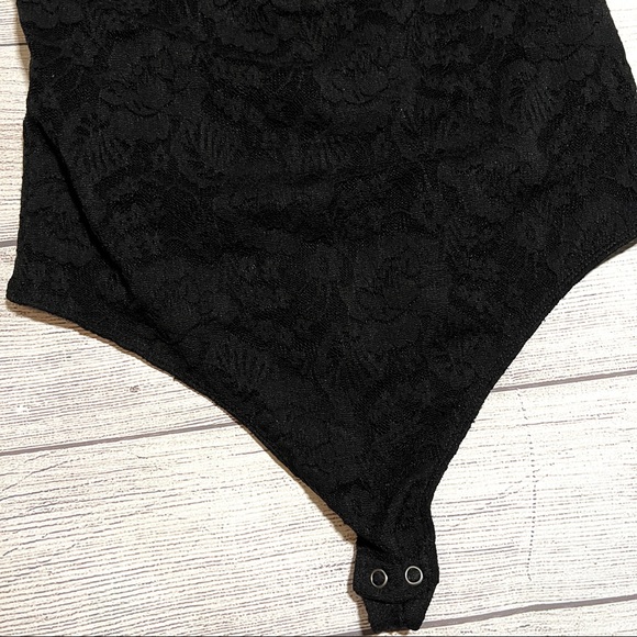 EXPRESS Black Lace-Up Bodysuit - Picture 5 of 15